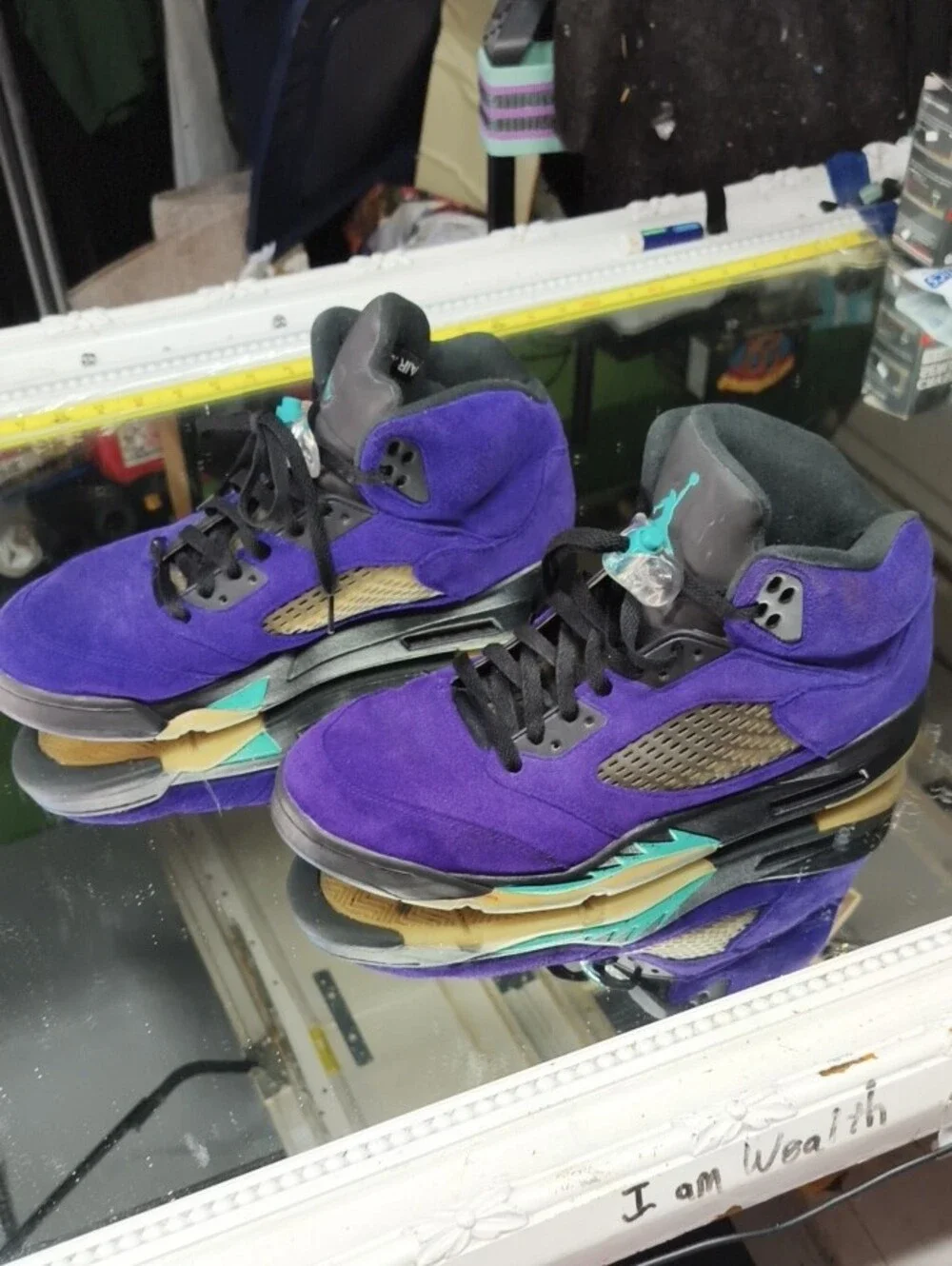 Mens 12 vibrant purple suede Air Jordan 5 Retro 